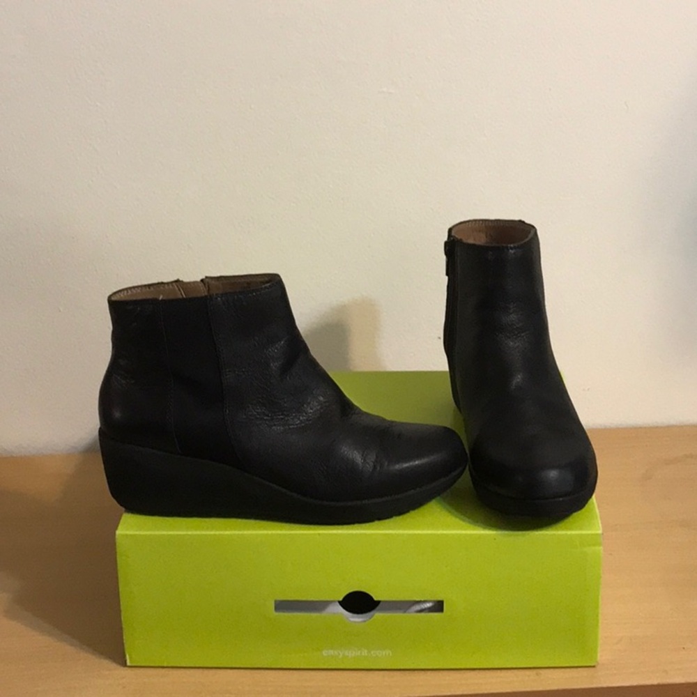Black Leather Ankle Boots Easy Spirit.